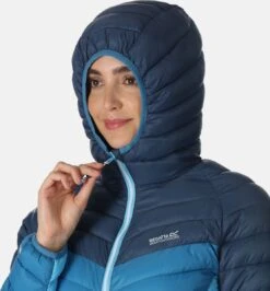 De Regatta Harrock Wandeljas - Dames - Waterafstotend - Geïsoleerd - Donker Blauw -Bol 1113x1200