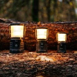 Favour L1061 Camping Lamp LED, 875 Lumen, IP64, Waterdicht, Draagbare Kampeerlamp, Tentlamp, Schokbestendig, 4 Verschillende Lichtmodi Incl Kaarslicht-modus, Afneembaar Deksel, Handig & Compact Formaat 17 Favour L1061 Camping Lamp LED, 875 Lumen, IP64, Waterdicht, Draagbare Kampeerlamp, Tentlamp, Schokbestendig, 4 Verschillende Lichtmodi Incl Kaarslicht-modus, Afneembaar Deksel, Handig & Compact Formaat -Bol 1200x1200 1263