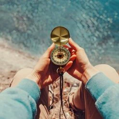 Vintage Zakkompas - Waterdicht Messing Kompas Klassiek Springdeksel - Kompas Met Lichtgevende Cijfers Voor Camping - Outdoor 13 Vintage Zakkompas - Waterdicht Messing Kompas Klassiek Springdeksel - Kompas Met Lichtgevende Cijfers Voor Camping - Outdoor -Bol 1200x1200 944