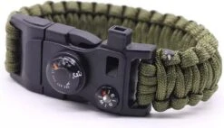 LOUZIR 15 In 1 Paracord Survival Armband - Camouflage - Handige & Comfortabele Reisgadget Met 15 Functies! - Stoere Survival Multi Tool - Multi Tool - Inclusief Magnesium Vuurstarter -Bol 1200x692