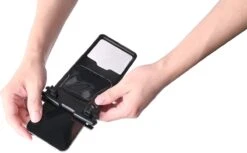 Waterdichte Telefoonhoesje Met Koord - IPX8 Tot 30 Meter Waterproof - Universeel Voor O.a IPhone 12, 13 Pro Max, Samsung S22 Ultra, Samsung S21, A52, A53, A51, OnePlus 9 -Bol 1200x742 1