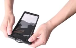 Waterdichte Telefoonhoesje Met Koord - IPX8 Tot 30 Meter Waterproof - Universeel Voor O.a IPhone 12, 13 Pro Max, Samsung S22 Ultra, Samsung S21, A52, A53, A51, OnePlus 9 -Bol 1200x754 1