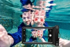 Waterdichte Telefoonhoesje Met Koord - IPX8 Tot 30 Meter Waterproof - Universeel Voor O.a IPhone 12, 13 Pro Max, Samsung S22 Ultra, Samsung S21, A52, A53, A51, OnePlus 9