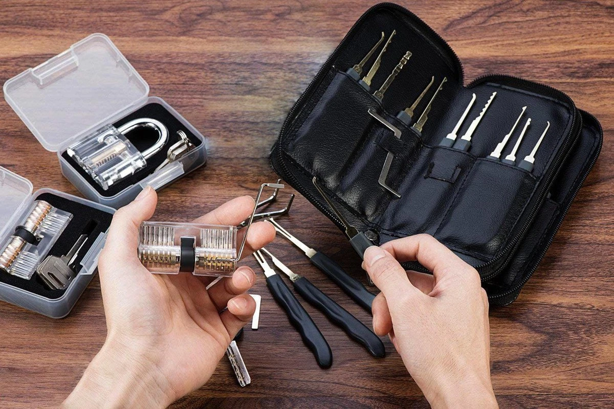 Merkloos 34 Delige Lockpick Set Voor Beginners En Gevorderden Met 2x Oefenslot Een Opberghoes En Opberg Doosjes - Lockpicking Set - Survival Kit - Gereedschapset - Doorzichtig Slot Transparant - Slotenmaker 8 Merkloos 34 Delige Lockpick Set Voor Beginners En Gevorderden Met 2x Oefenslot Een Opberghoes En Opberg Doosjes - Lockpicking Set - Survival Kit - Gereedschapset - Doorzichtig Slot Transparant - Slotenmaker - Afbeelding 6