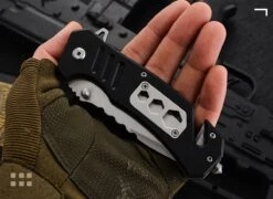 Sefaras Survival Zakmes J03 - Mes Met Tanden - 3cr13/Aluminum - Met 3 Inbus Gaten - Inklapbaar - Broekclip - Voor Kamperen - RVS - Zwart/Wit -Bol 1200x873 2