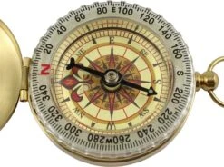 Kompas Messing Met Fluorescerende Buitenring - Luxe Kompas - Klassieke Kompas - Celvar - Glow In The Dark – Compass Brass 28 Kompas Messing Met Fluorescerende Buitenring - Luxe Kompas - Klassieke Kompas - Celvar - Glow In The Dark – Compass Brass -Bol 1200x892 1