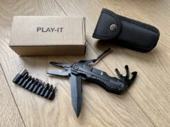 PLAY IT Zakmes Multitool 14 In 1 Incl. Draagetui & 9 Delige Bit Set - 11 In 1 Multikaart - Zwart 14 PLAY IT Zakmes Multitool 14 In 1 Incl. Draagetui & 9 Delige Bit Set - 11 In 1 Multikaart - Zwart -Bol 1200x899 3