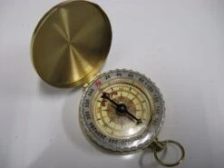 Kompas Messing Met Fluorescerende Buitenring