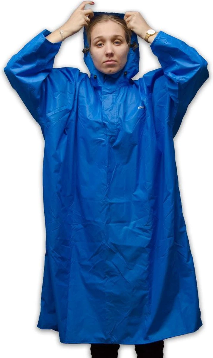 LOWLAND OUTDOOR Wandelponcho - 100% Waterdicht (7.000mm) - Ademend (7.000g/M²) Electric Blue - Medium 3 LOWLAND OUTDOOR Wandelponcho - 100% Waterdicht (7.000mm) - Ademend (7.000g/M²) Electric Blue - Medium