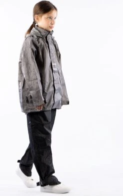 Ralka Regenpak - Junior - Grijs/Zwart - 176 -Bol 756x1200 2