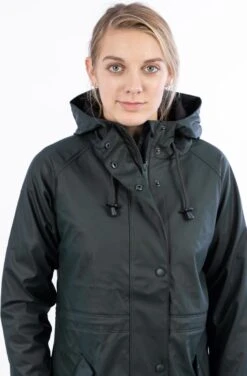 Ralka Regenjas Dames - Mizzle - Donkergroen - Maat 42 17 Ralka Regenjas Dames - Mizzle - Donkergroen - Maat 42 -Bol 788x1200 1