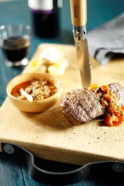 Opinel Zakmes No. 8 - RVS - Hout -Bol 799x1200 9