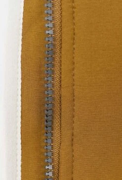 BJØRNSON Signe Softshell Winterjas Parka Dames - Teddy - Maat 44 - Tapenade 21 BJØRNSON Signe Softshell Winterjas Parka Dames - Teddy - Maat 44 - Tapenade -Bol 814x1200 1